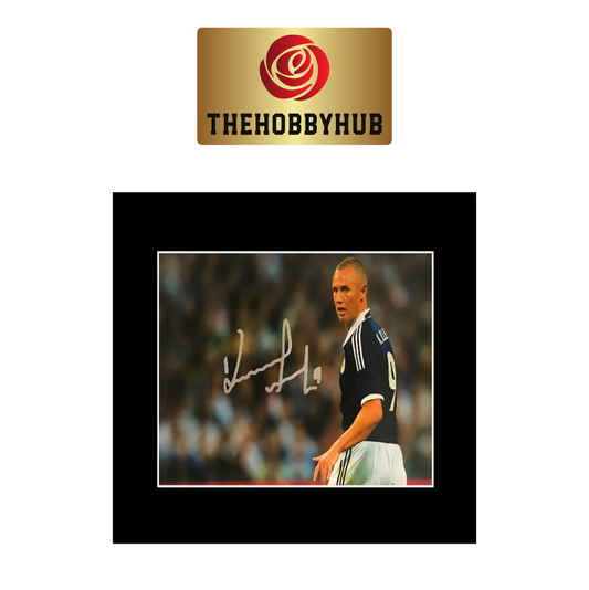 Autographed Kenny Miller Photo Display - Scotland Football Icon 16x12